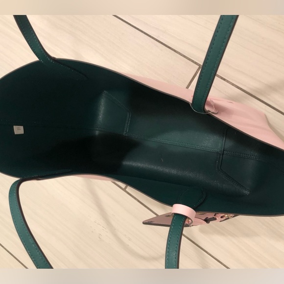 Kate Spade Colada Pineapple Reversible Tote + Pouch NWT - Picture 9 of 9